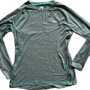 Gray Long Sleeve Athletic Shirt Hind Large
